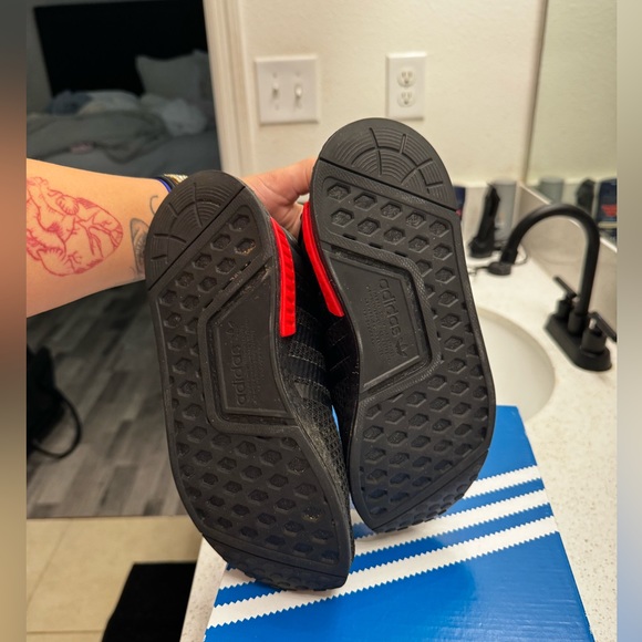 Adidas NMD Black/Red - Picture 5 of 6